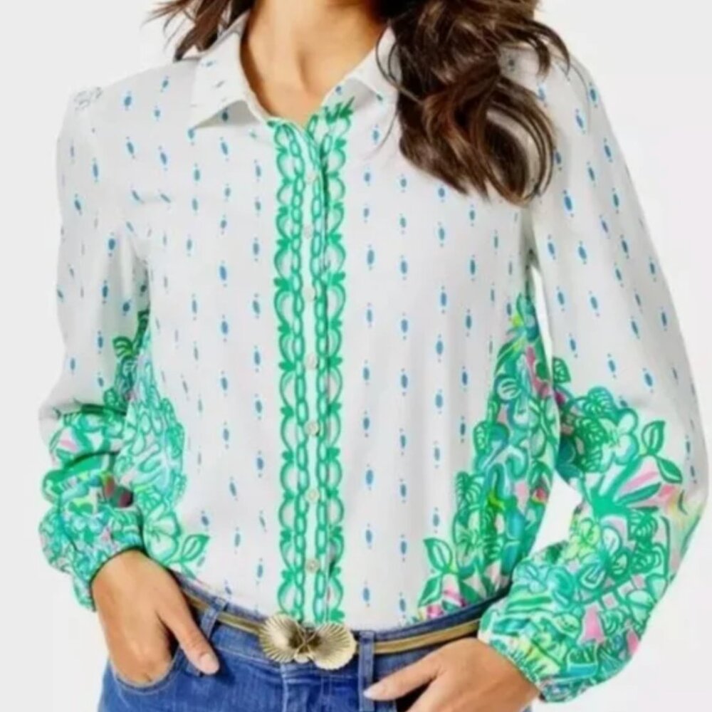 Lilly Pulitzer Tavia Top M Resort White Coconut Row Long Sleeve NWOT